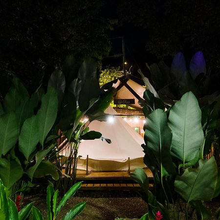 Seren Glamping (Adults Only) Uvita Buitenkant foto