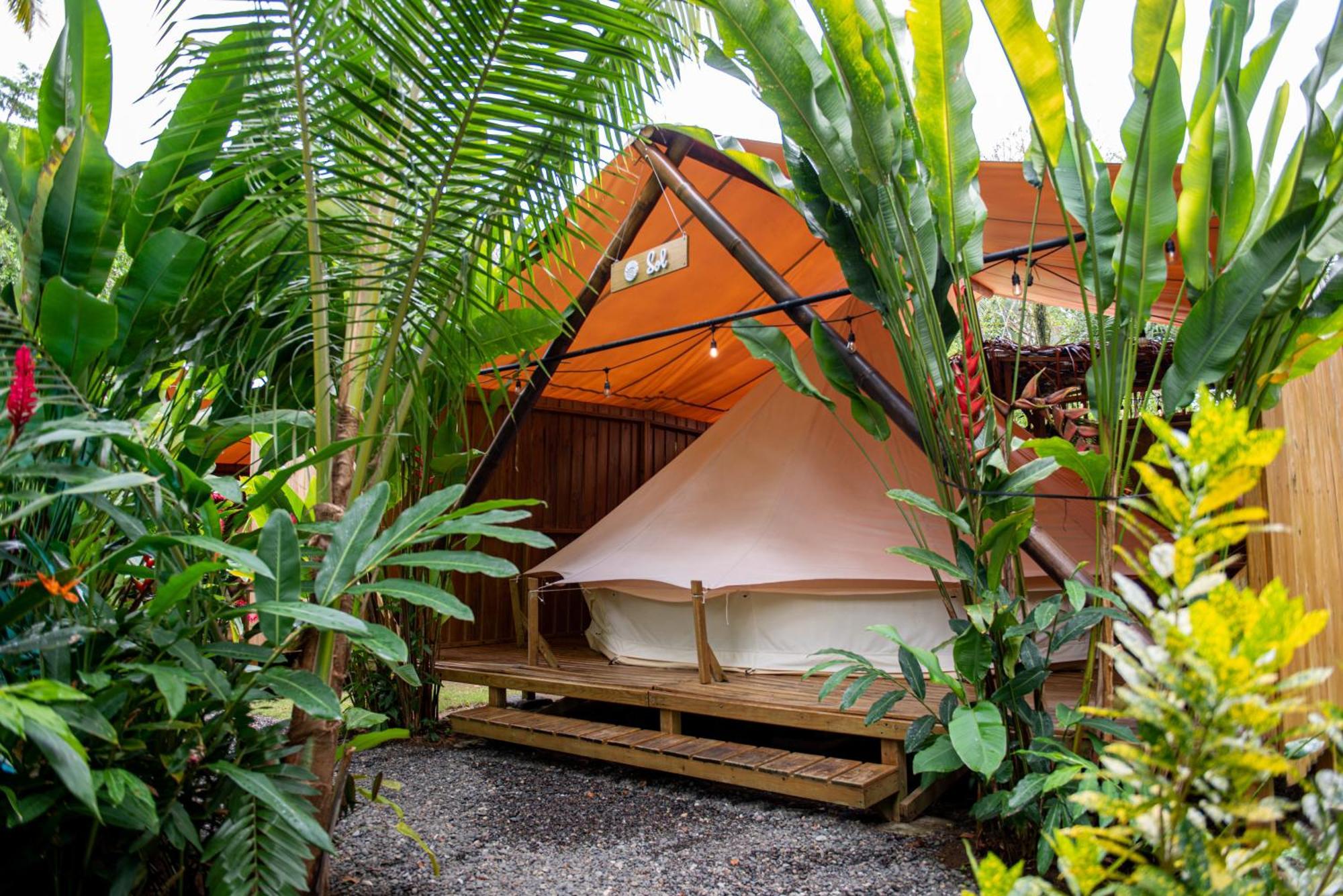Seren Glamping (Adults Only) Uvita Buitenkant foto