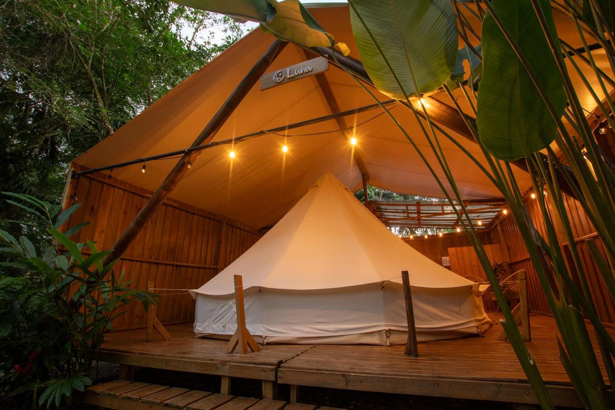 Seren Glamping (Adults Only) Uvita Buitenkant foto